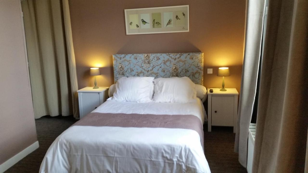 Hotel Aux Bles D'Or Pierrefonds Zimmer foto
